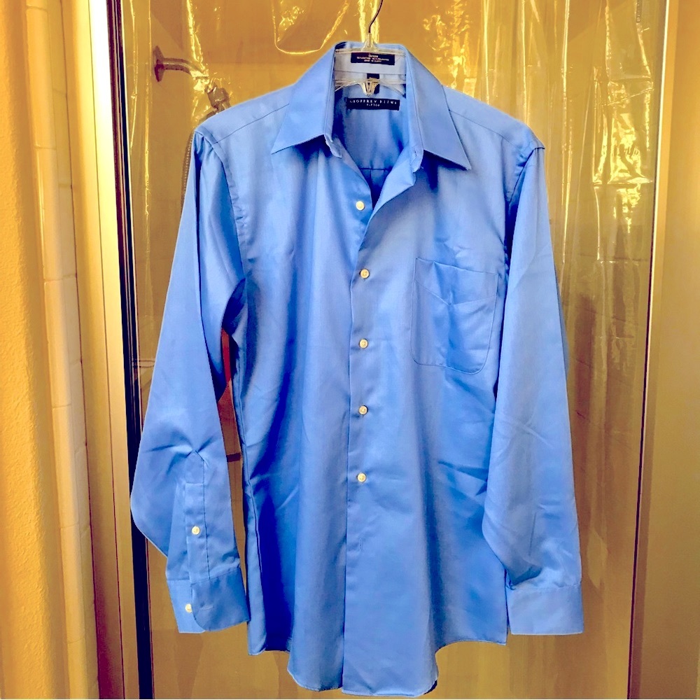 Men fitted shirt , brand new.